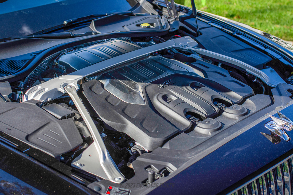 2022 Bentley Flying Spur - Engine Photo