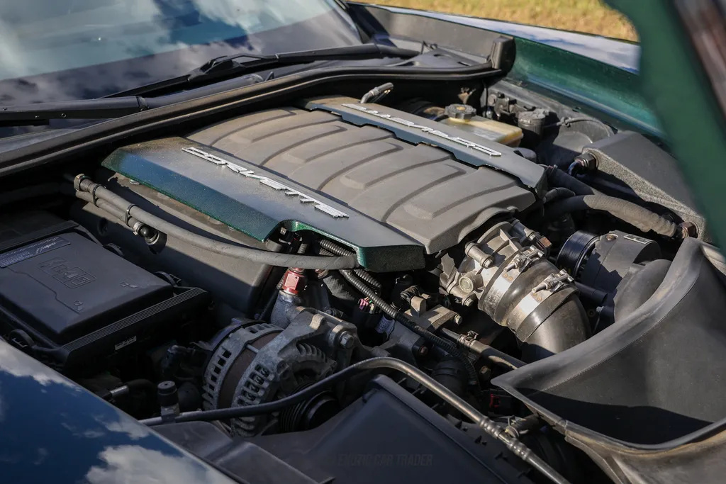 2014 Chevrolet Corvette - Engine Photo