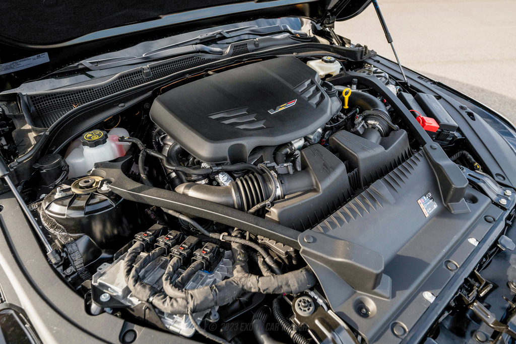 2022 Cadillac CT4-V - Engine Photo
