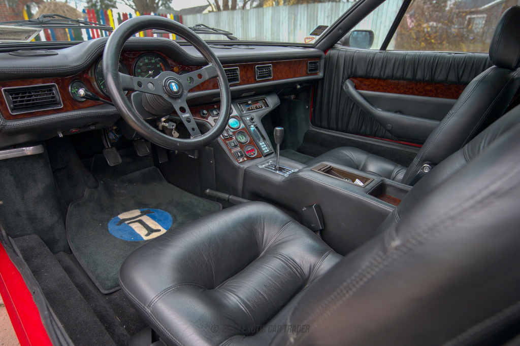 1986 DeTomaso Pantera  - Interior Photo