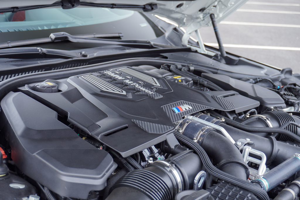 2020 Bmw M8 - Engine Photo