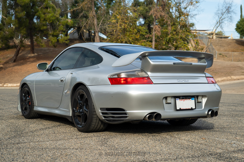 2001 Porsche 911 - Engine Photo
