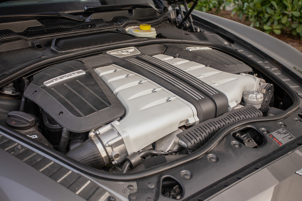 2014 Bentley  - Engine Photo