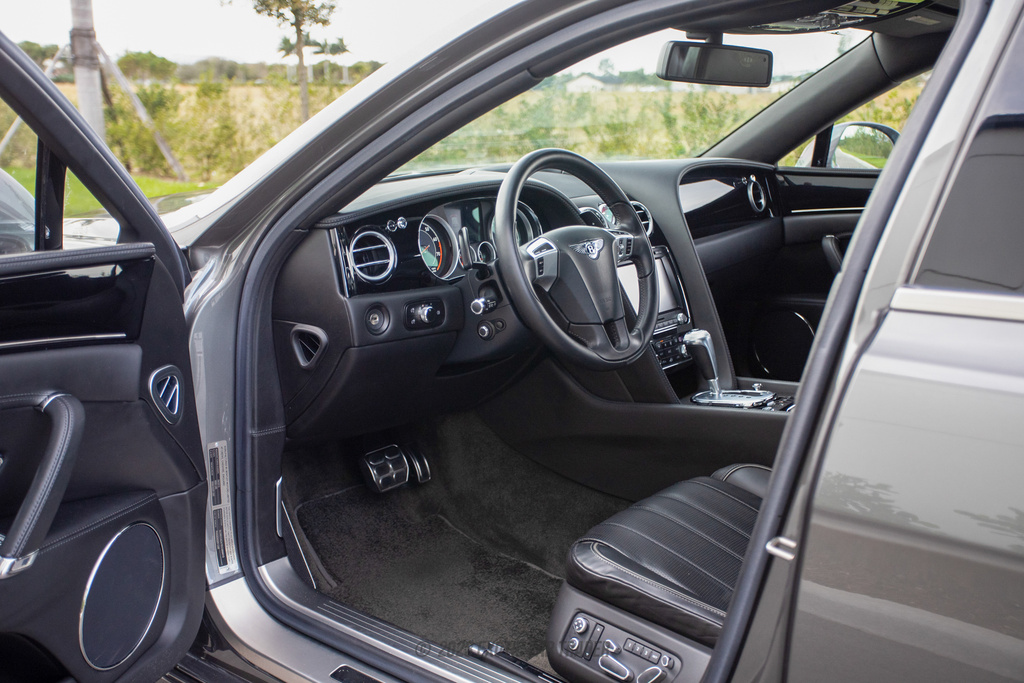 2014 Bentley  - Interior Photo