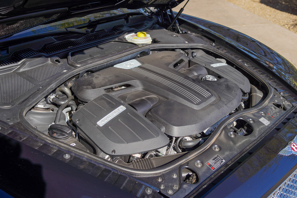 2016 Bentley Flying Spur - Engine Photo