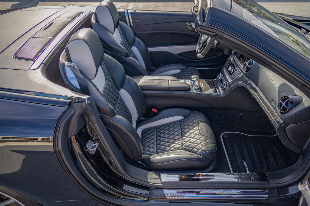 2015 Mercedes-Benz SL65 AMG - Interior Photo