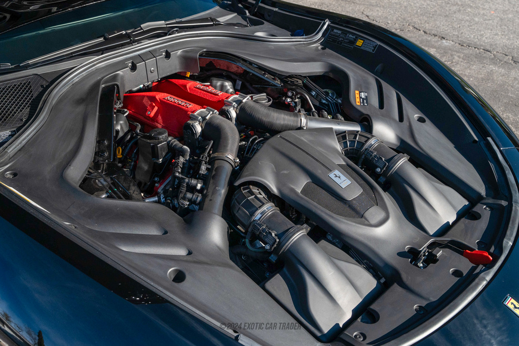 2022 Ferrari Roma - Engine Photo