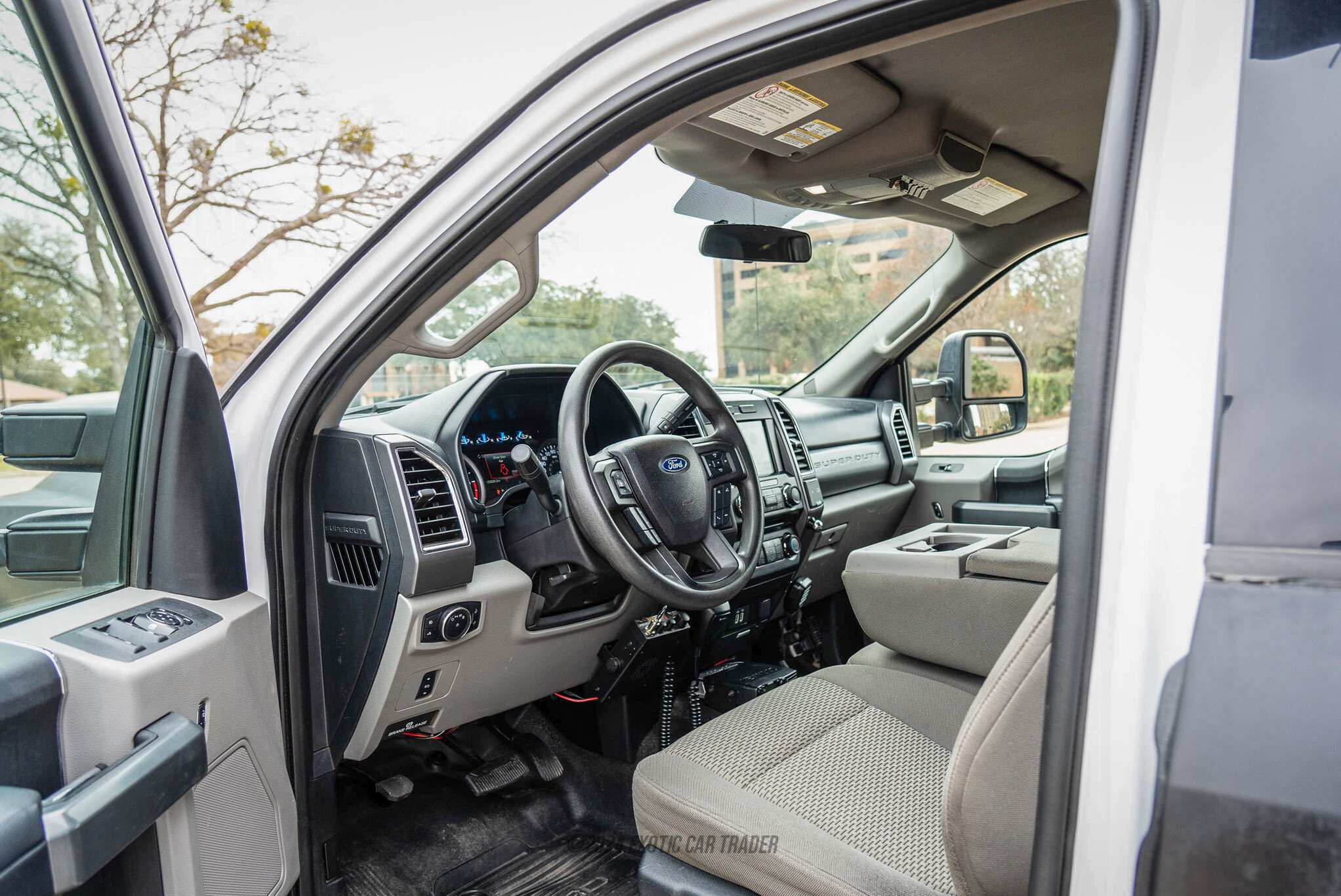 2017 Ford F-350 - Engine Photo