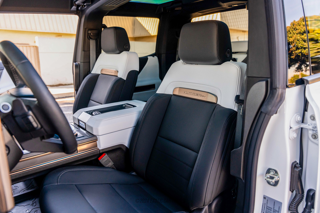 2024 GMC Hummer EV - Interior Photo