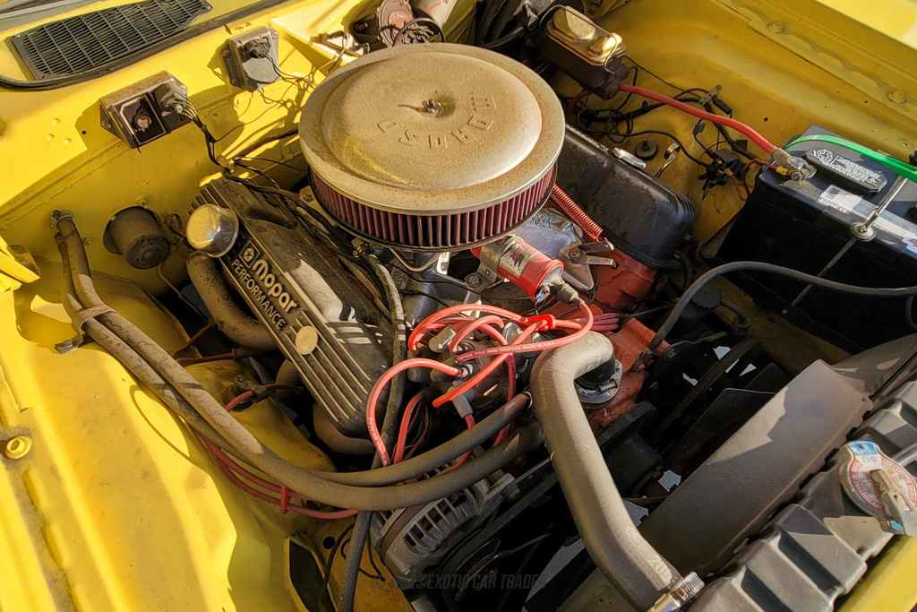 1970 Dodge Challenger - Engine Photo