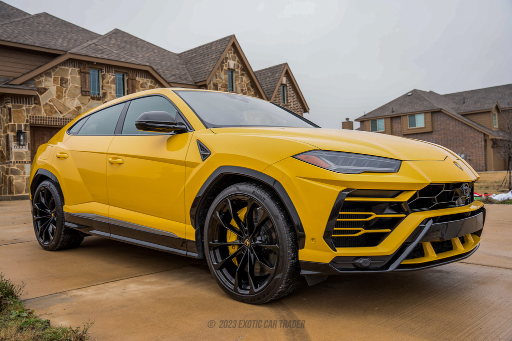 2020 Lamborghini Urus - Overview Photo