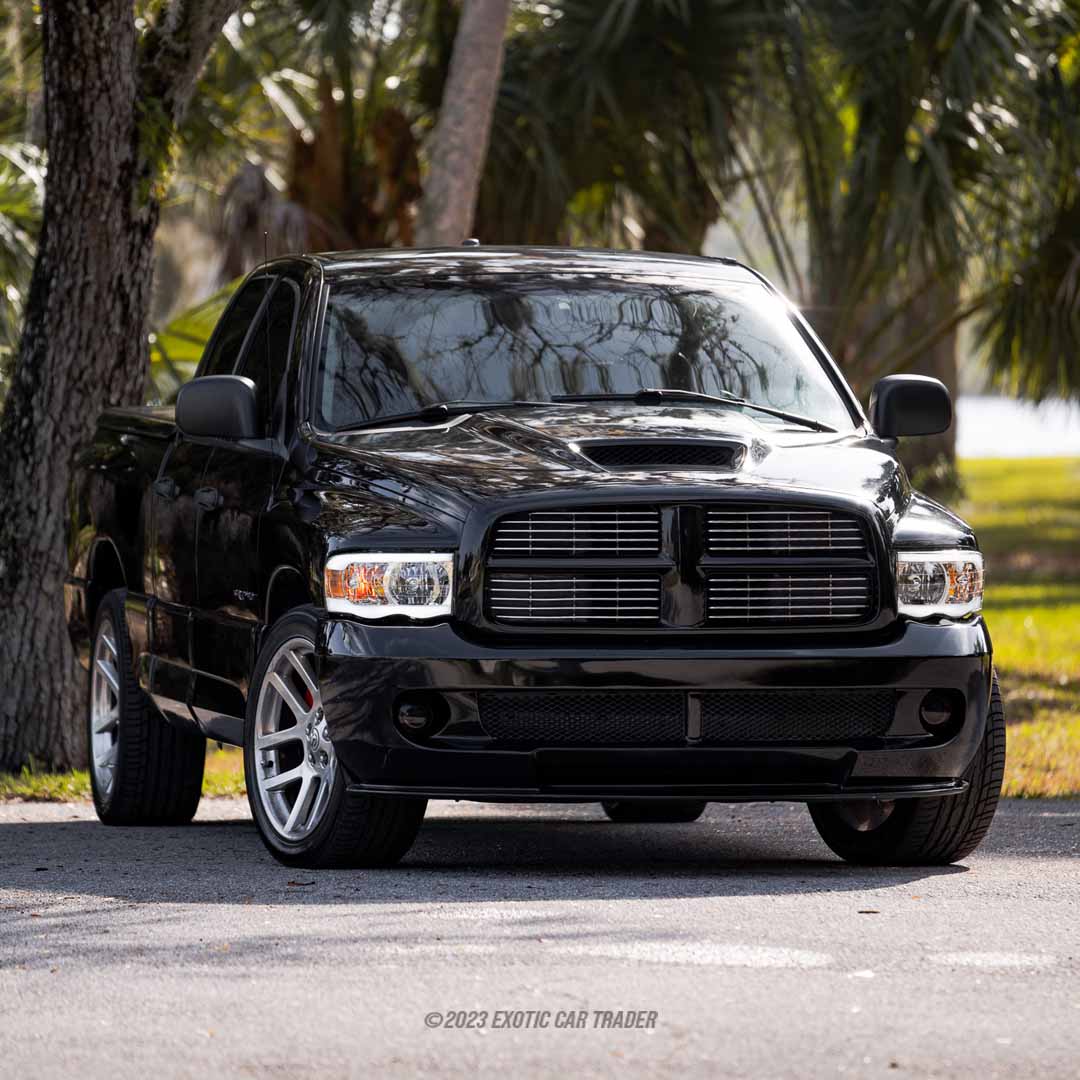 2005 Dodge Ram - Engine Photo