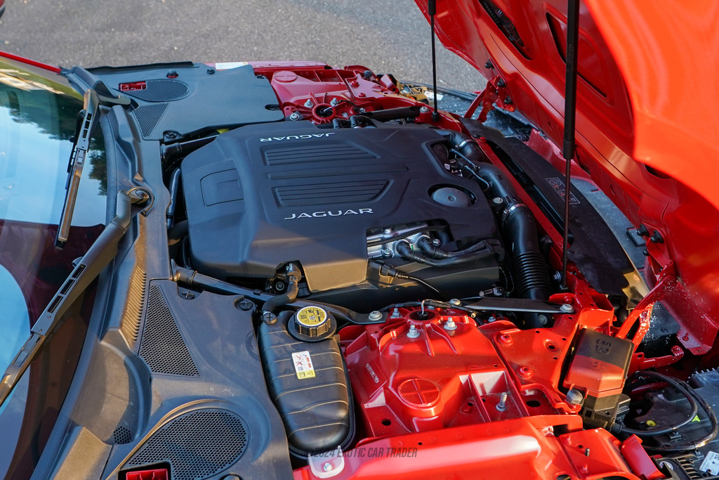 2021 Jaguar F-Type - Engine Photo