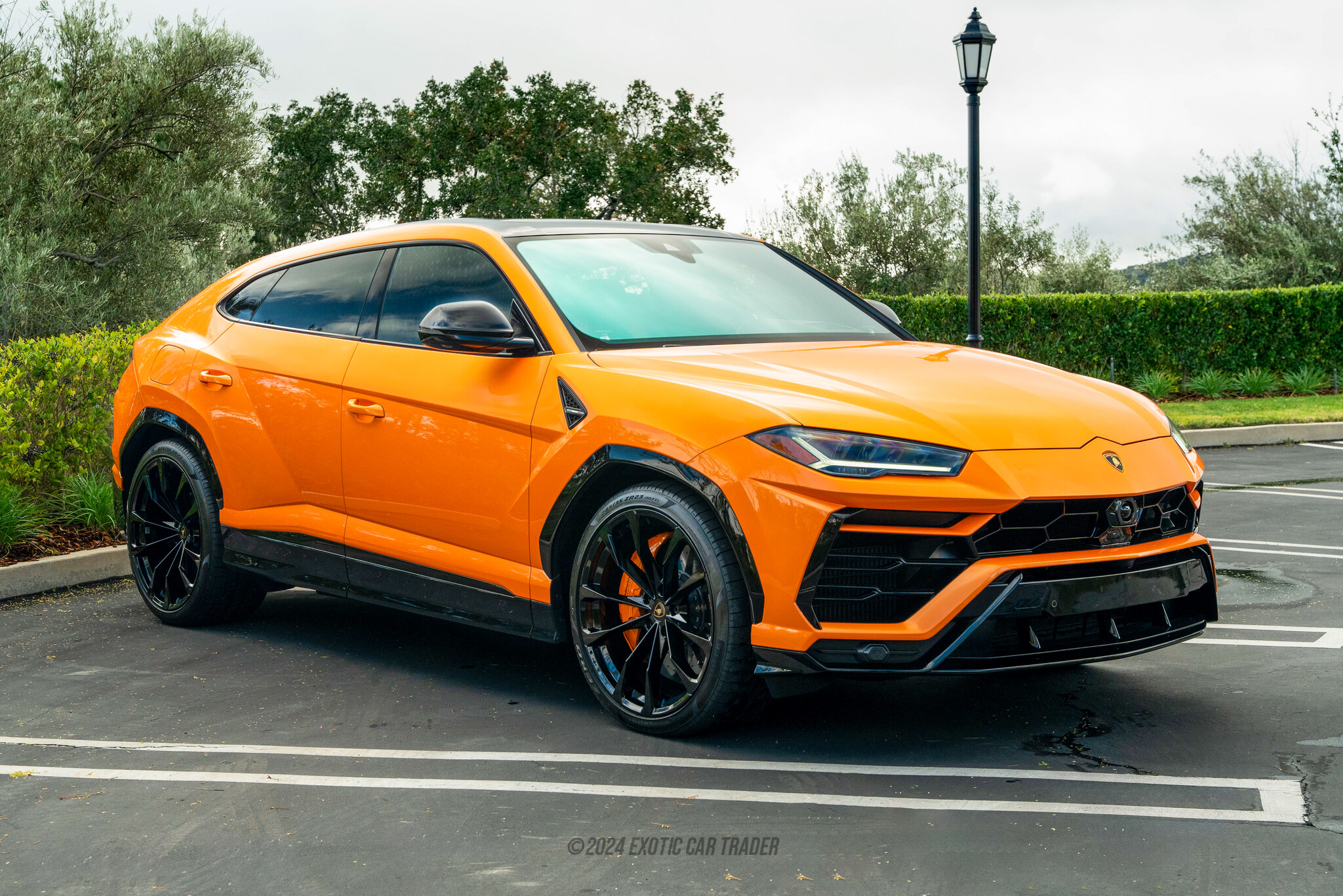 2022 Lamborghini Urus  - Overview Photo