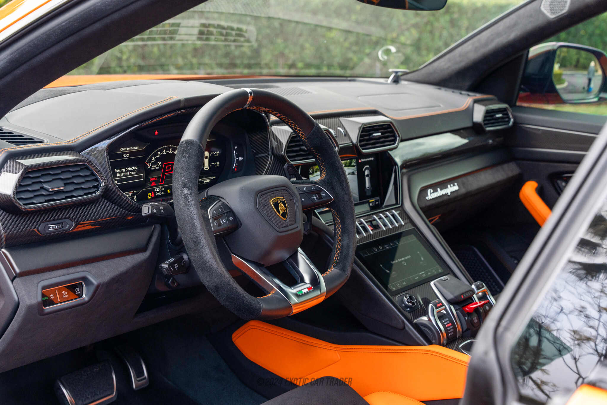 2022 Lamborghini Urus  - Interior Photo