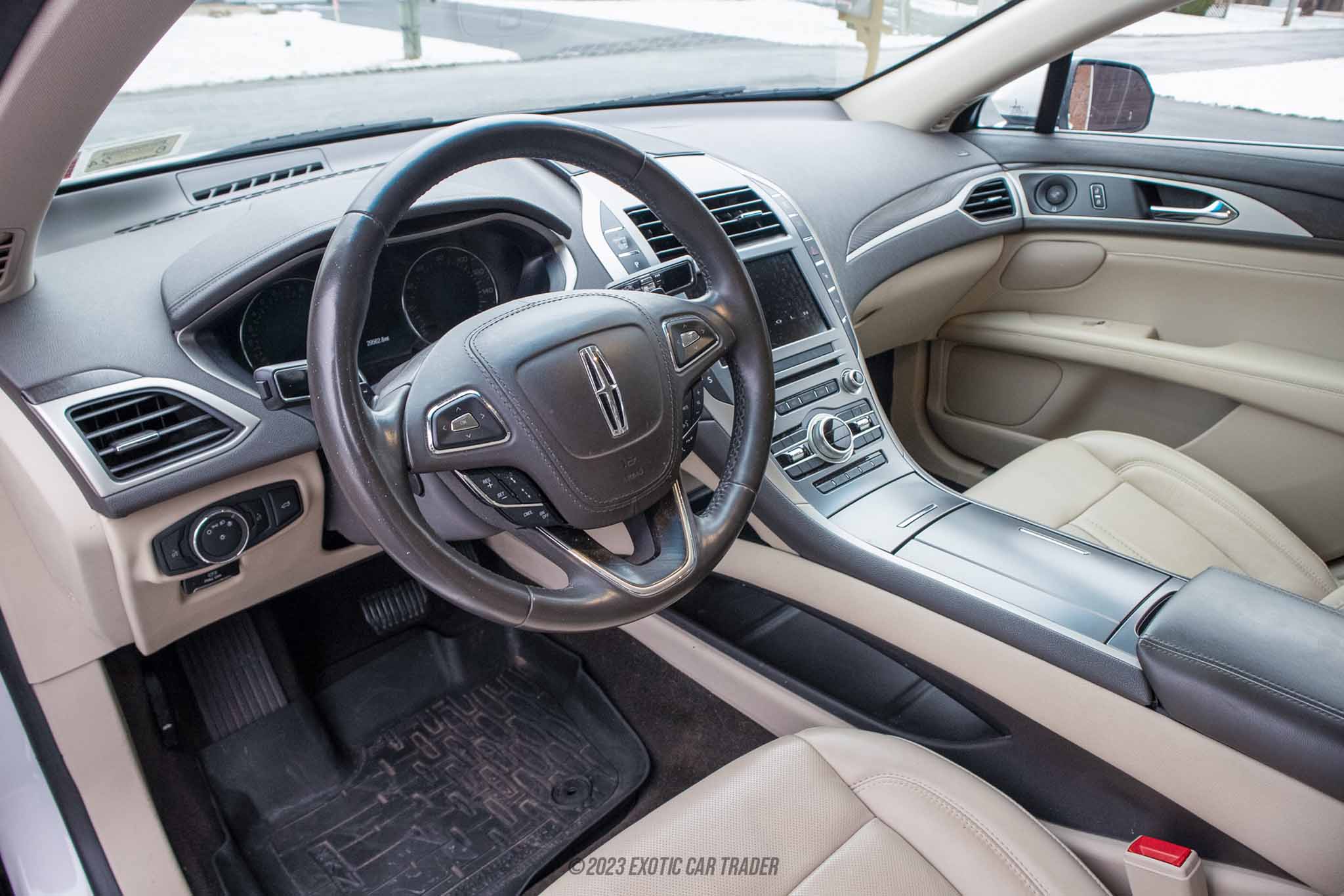 2020 Lincoln MKZ - Interior Photo