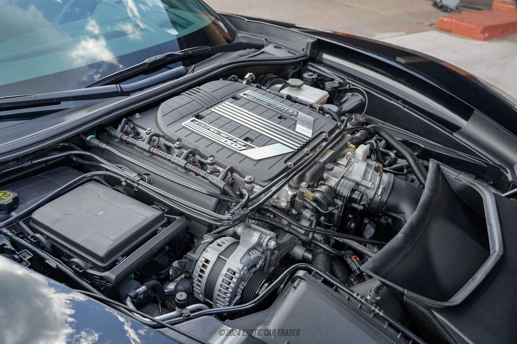 2016 Chevrolet Corvette - Engine Photo