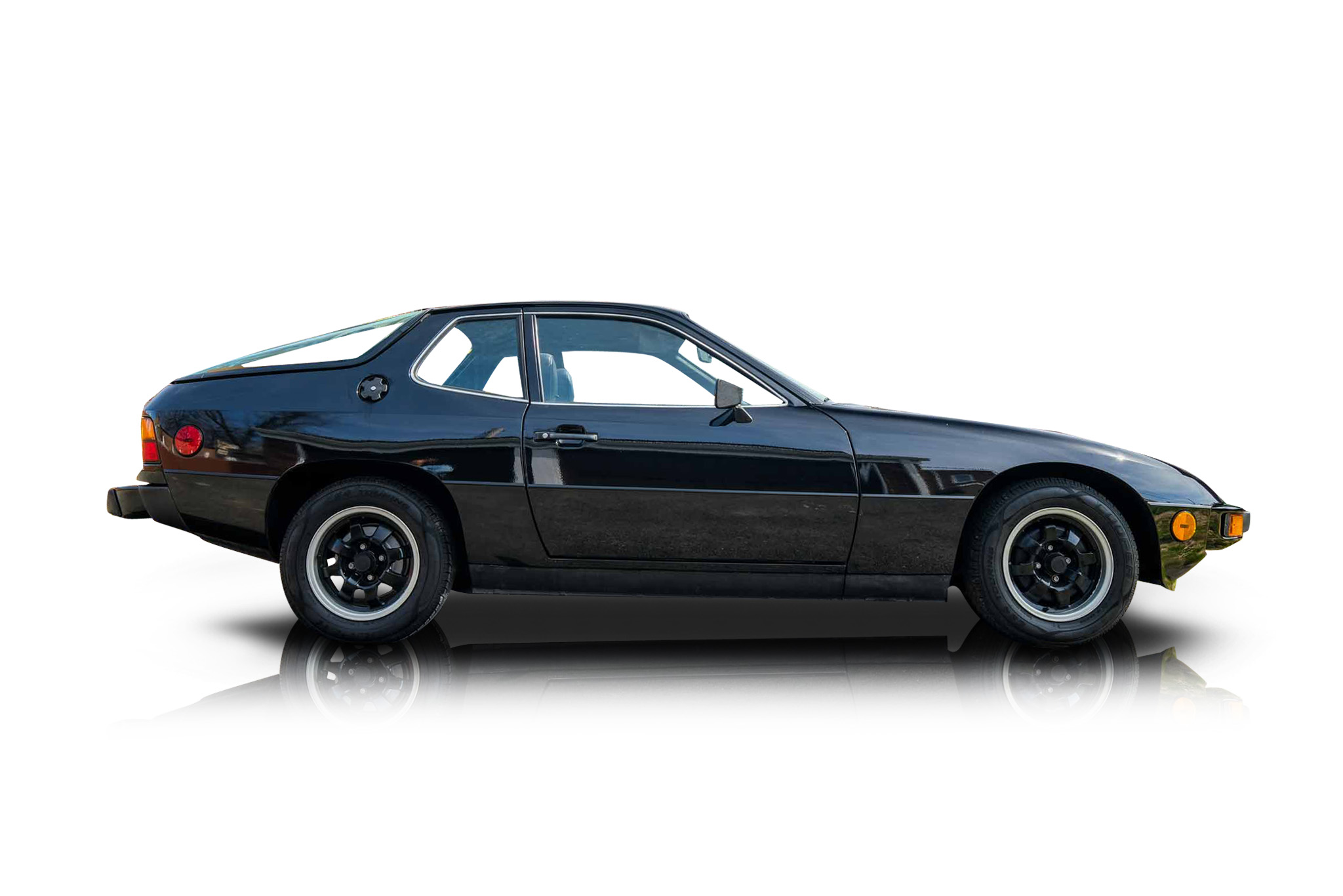 1978 Porsche 924 - Passenger side