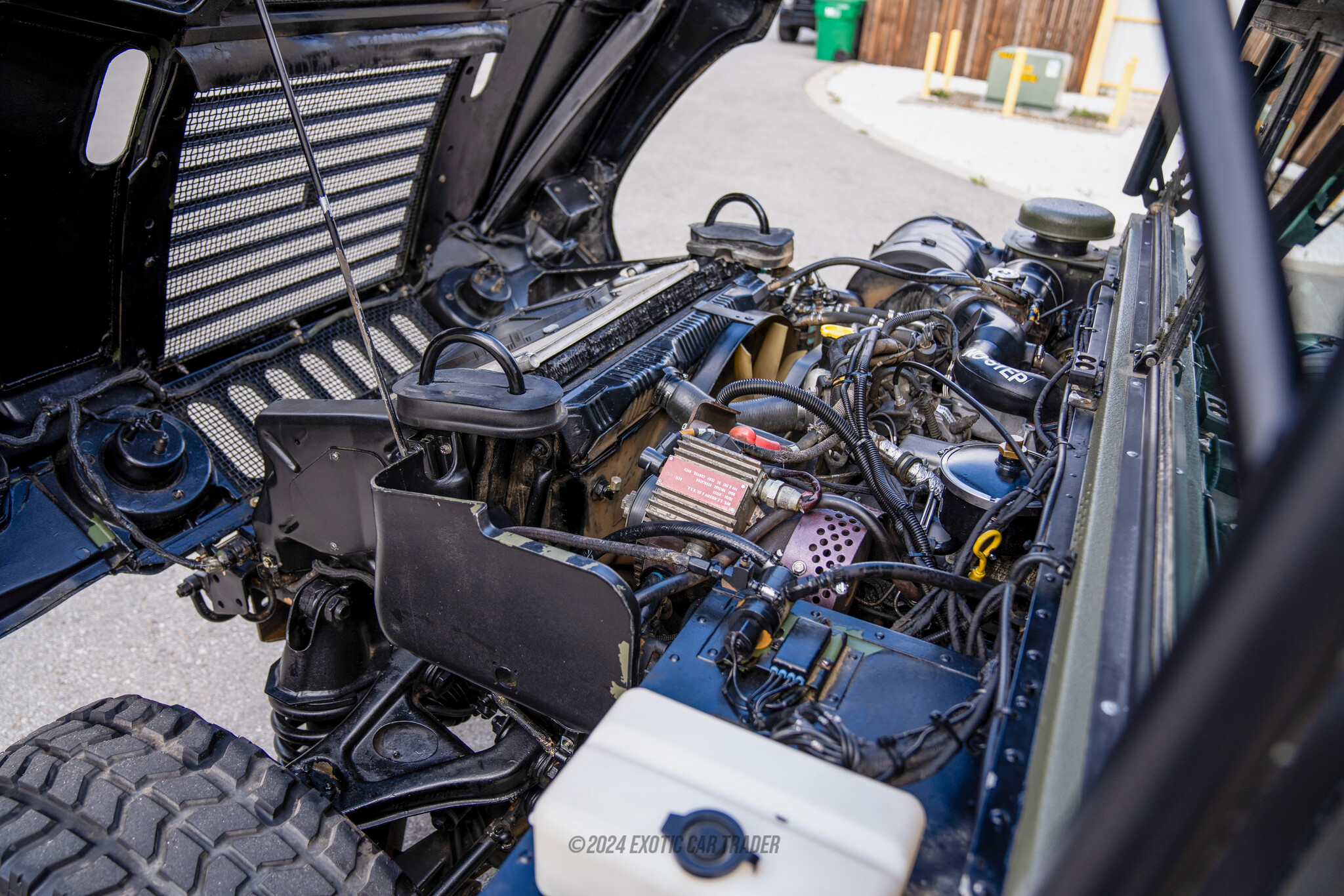 1992 AM General Humvee - Engine Photo
