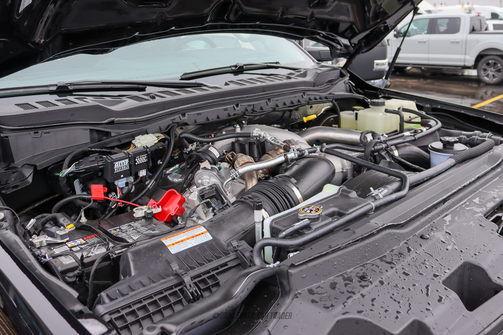 2023 Ford F-250 - Engine Photo