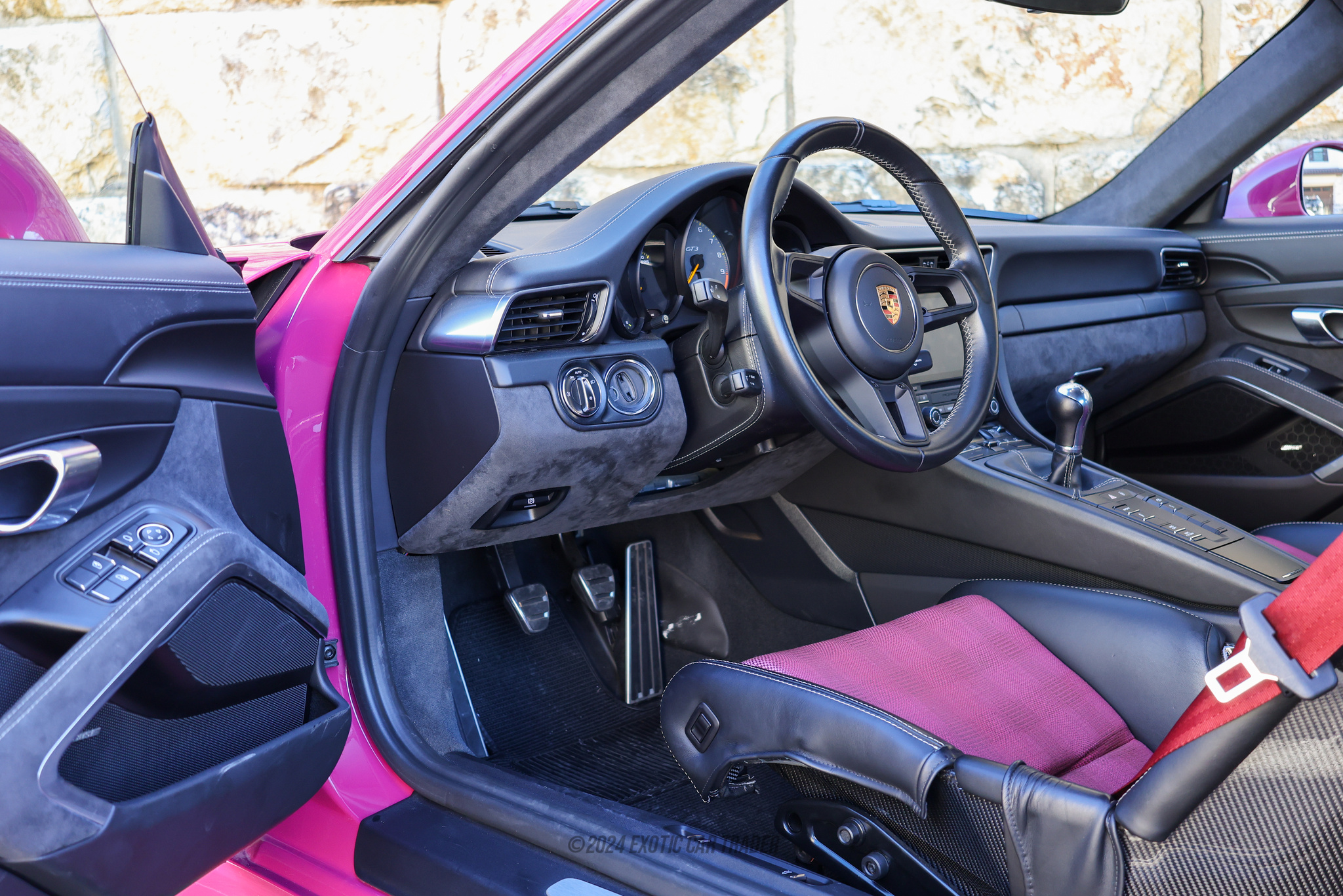 2018 Porsche 911 - Engine Photo