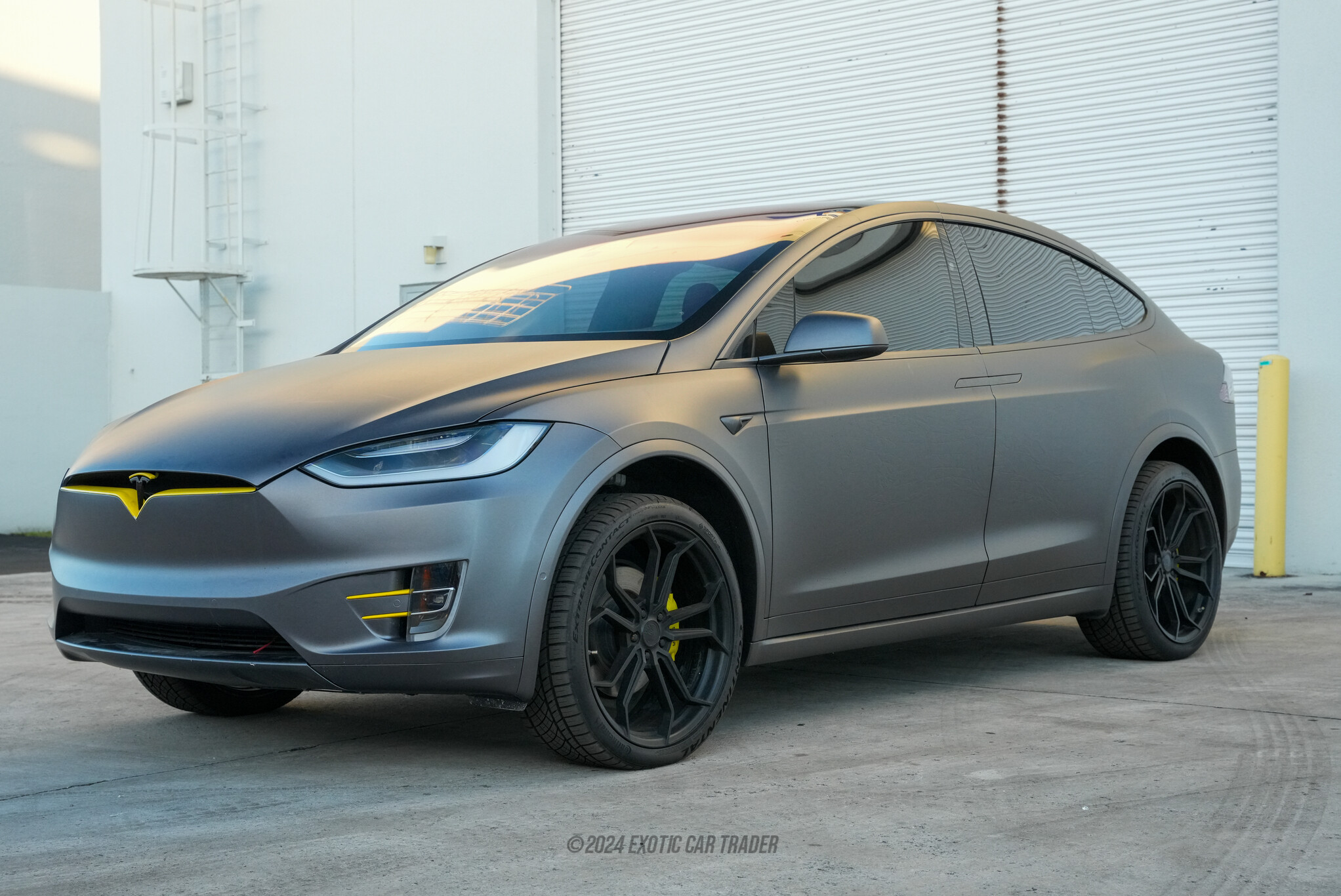 2021 Tesla Model X - Overview Photo