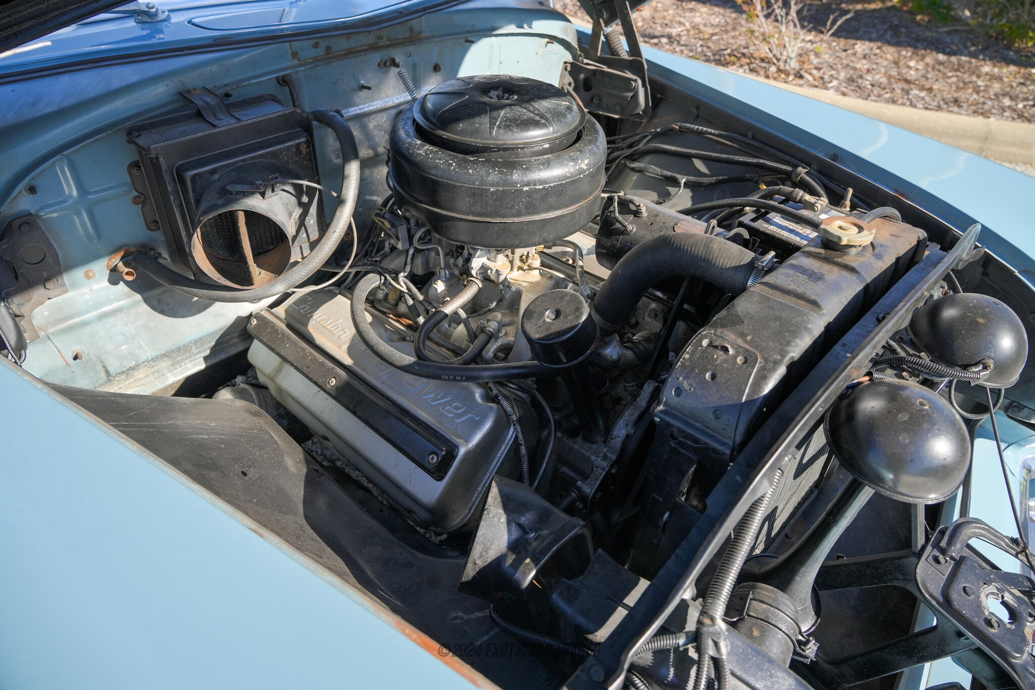 1951 Chrysler Saratoga - Engine Photo