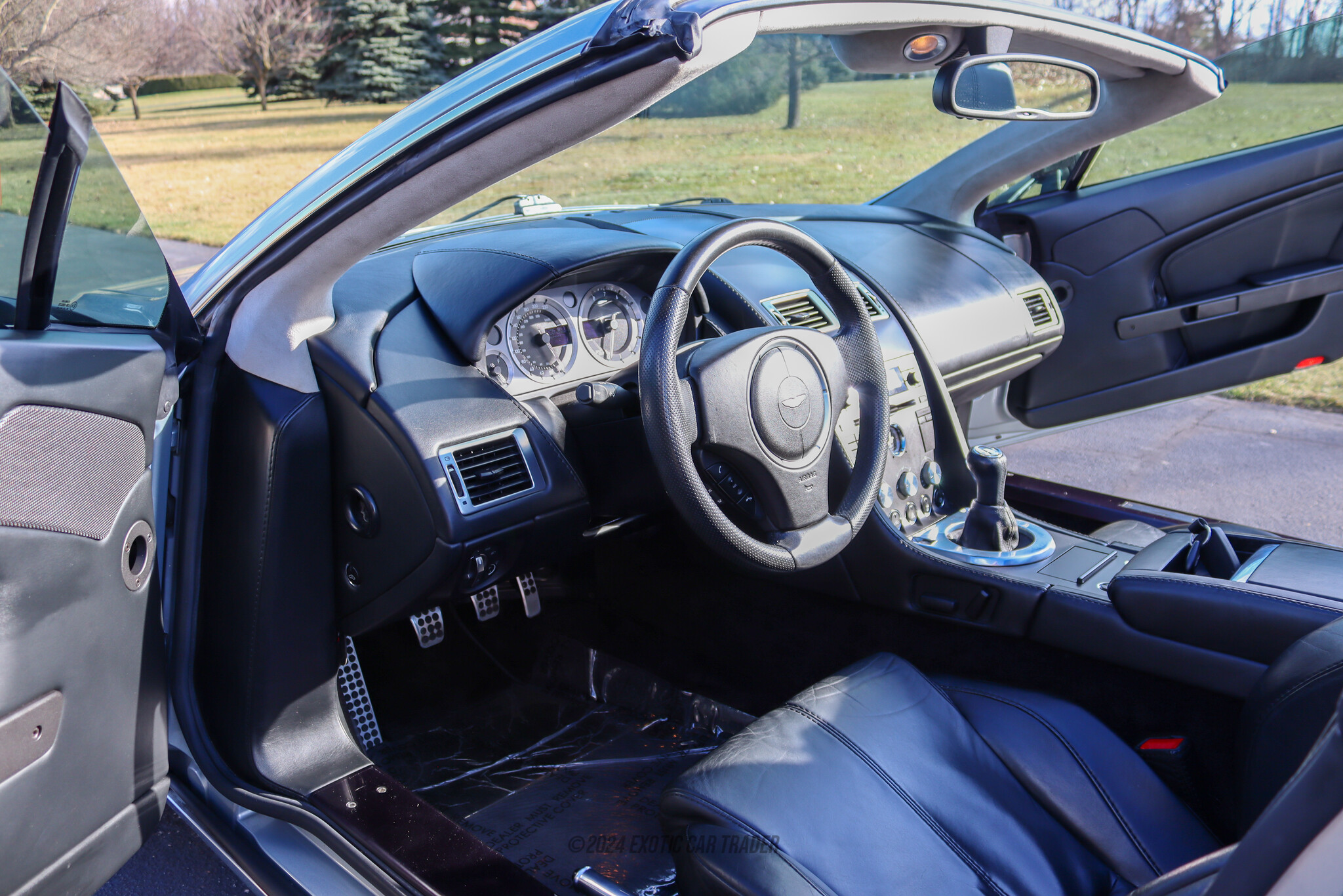 2008 Aston Martin Vantage - Interior Photo