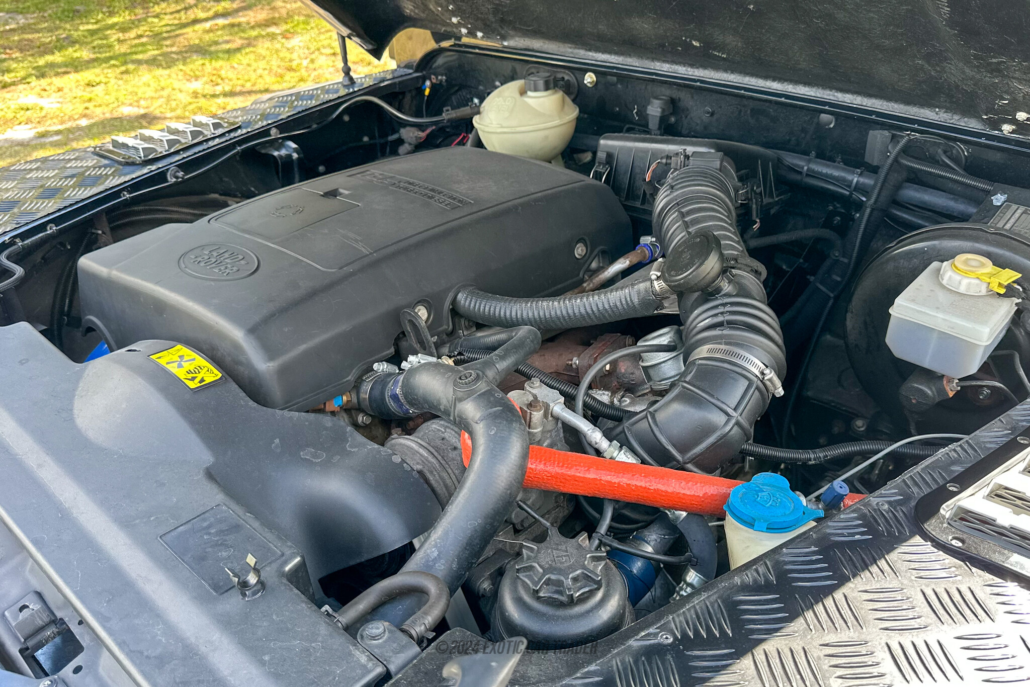 1986 Land Rover Defender - Engine Photo