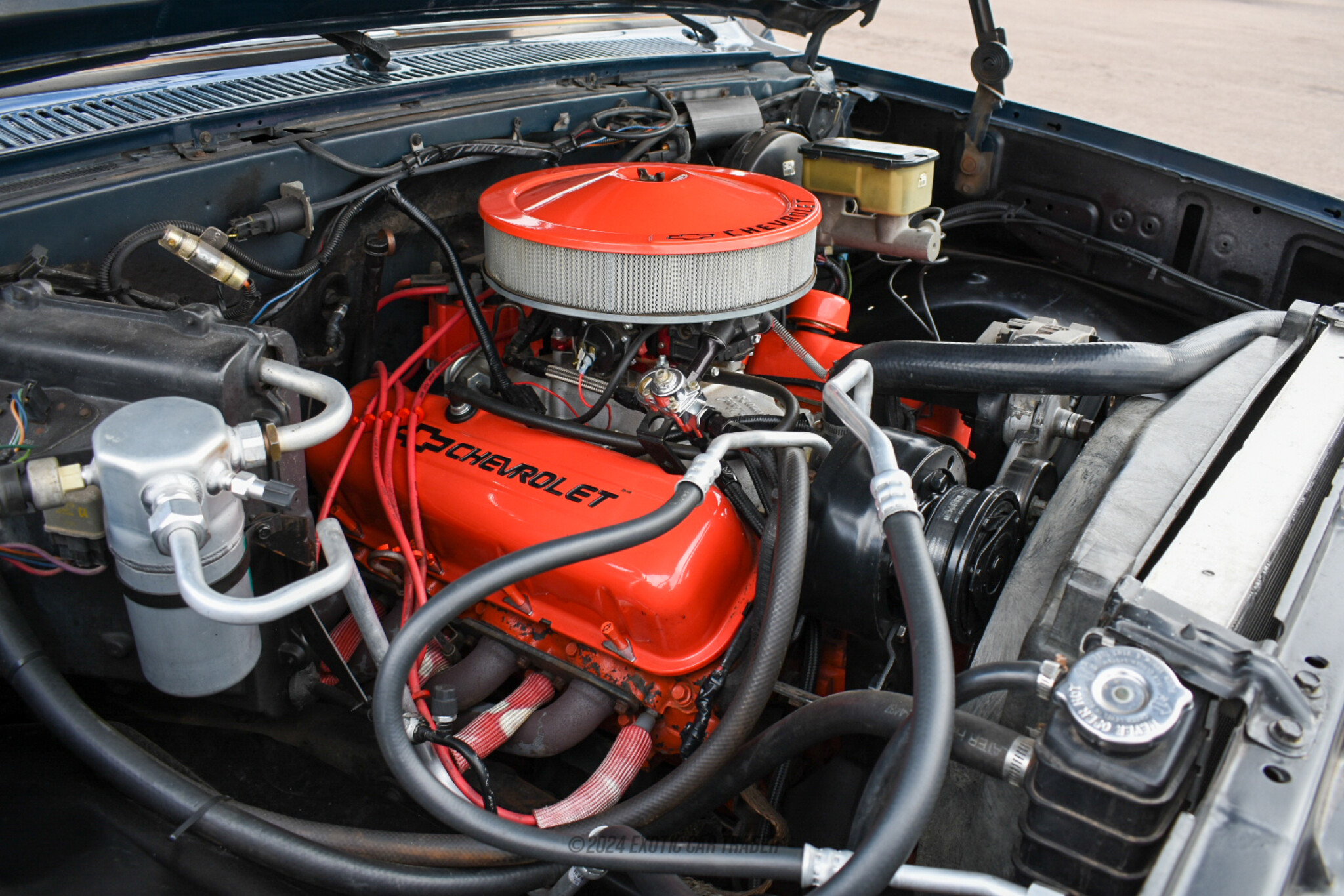 1986 Chevrolet C10 - Engine Photo