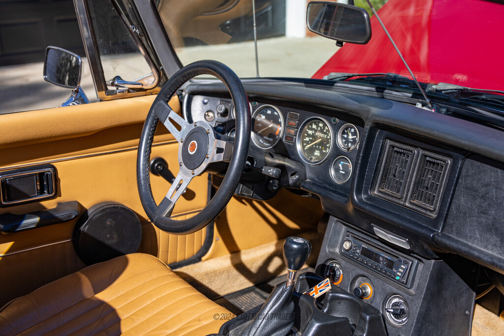 1980 MG MGB - Interior Photo