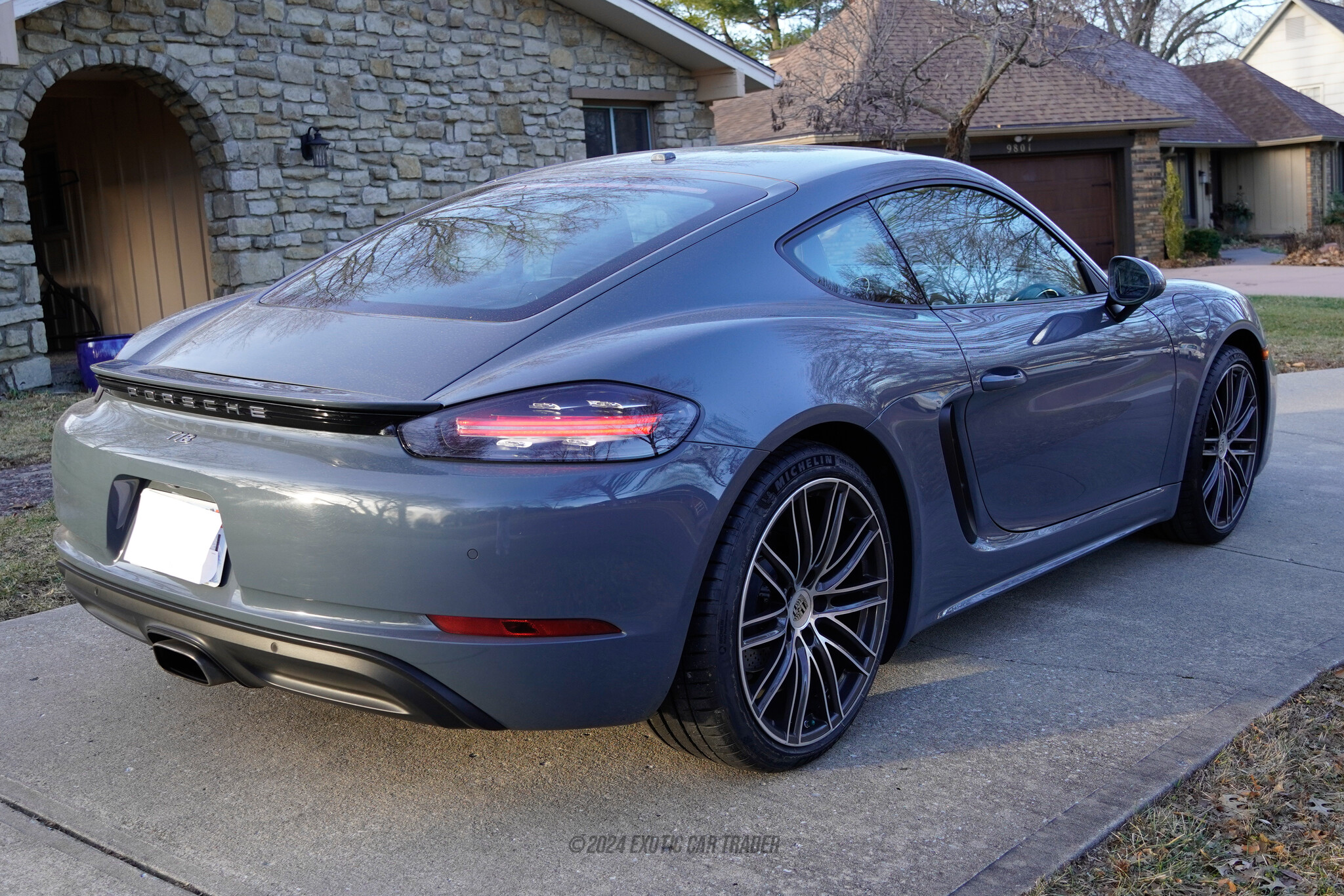 2018 Porsche 718 - Interior Photo