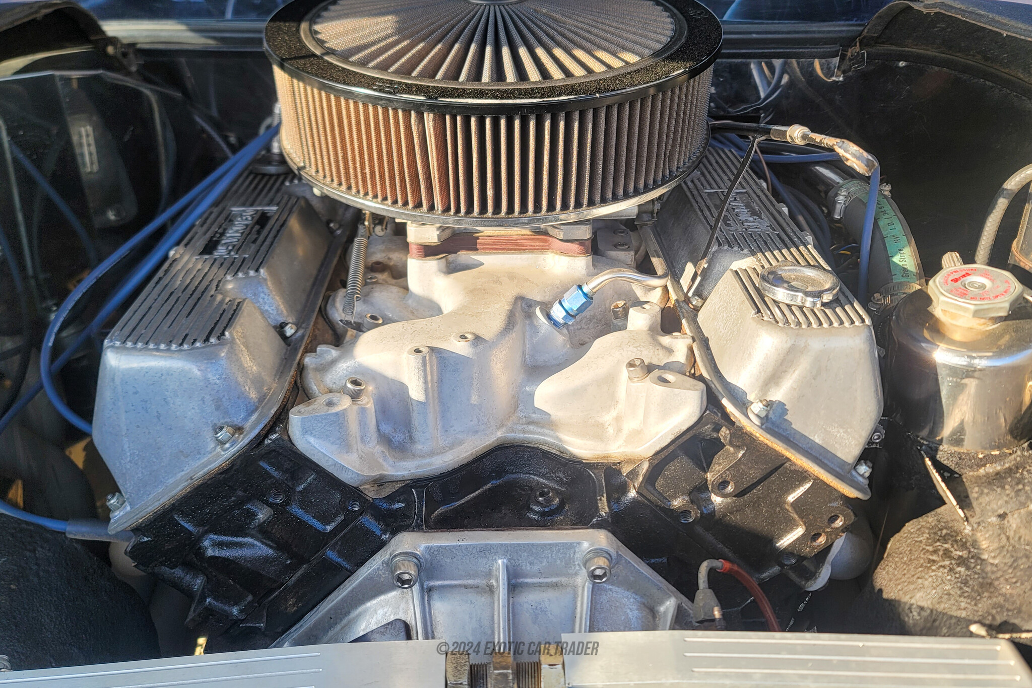 1973 DeTomaso Super Pantera - Engine Photo