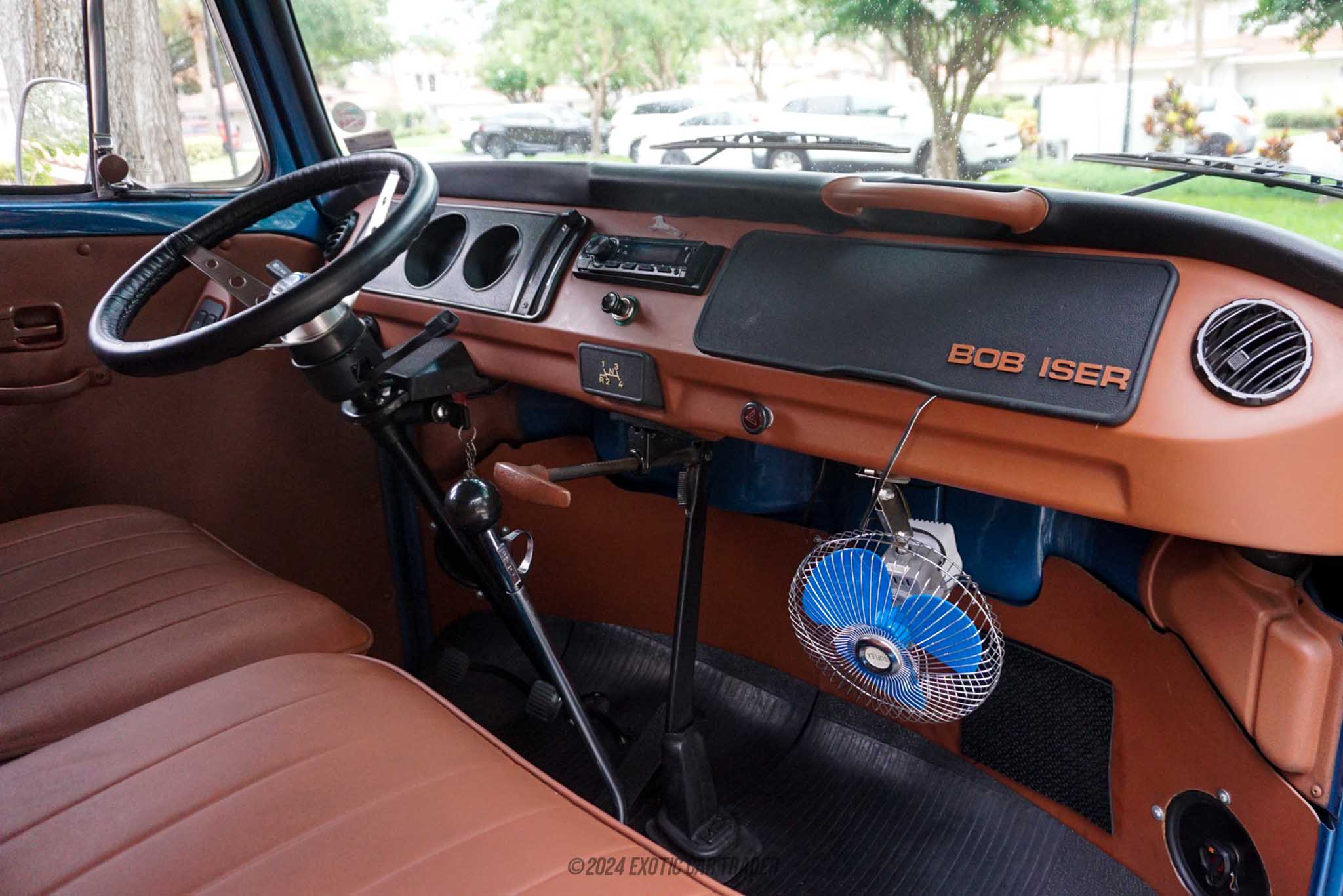 1995 Volkswagen EuroVan - Interior Photo
