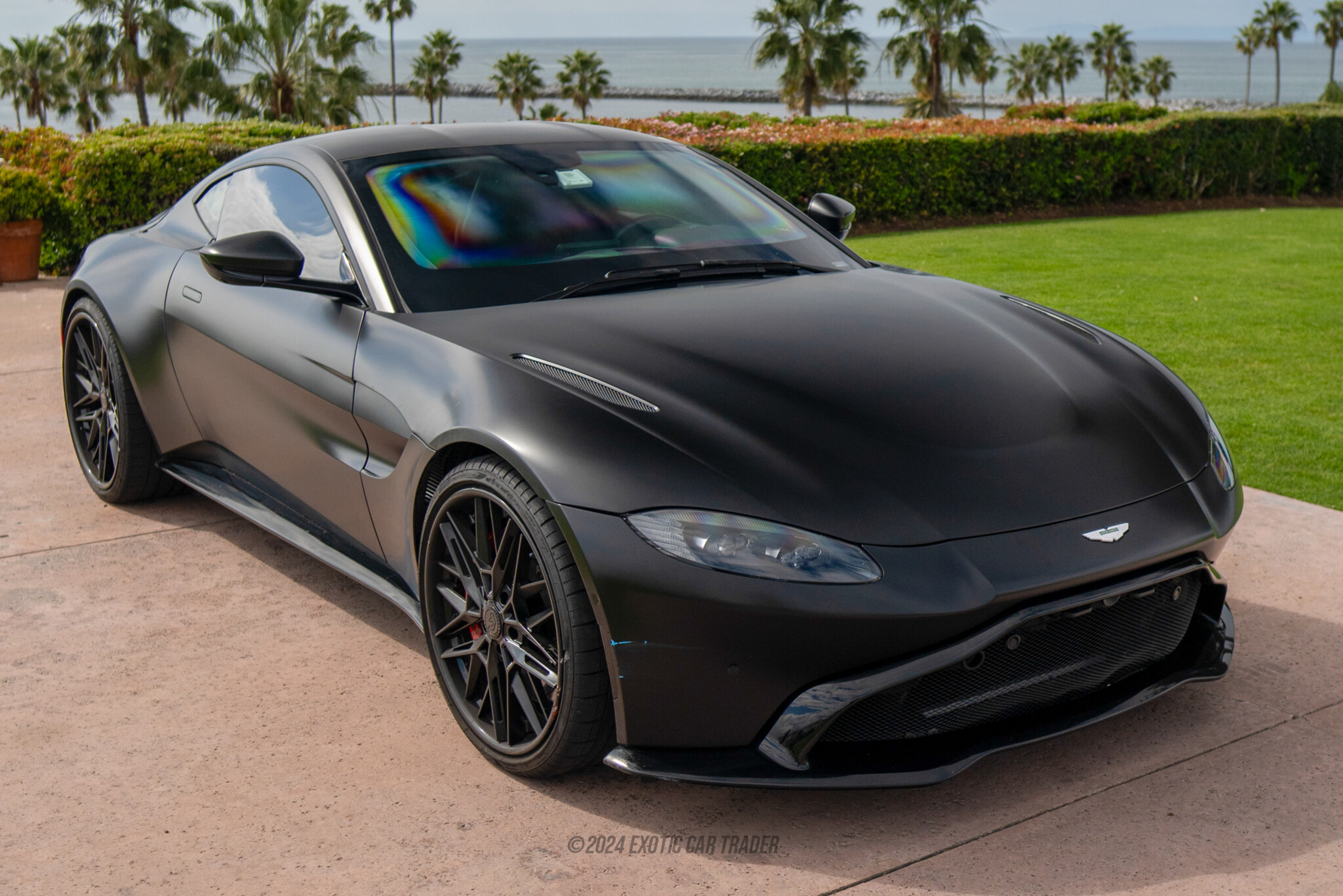 2021 Aston Martin Vantage - Overview Photo