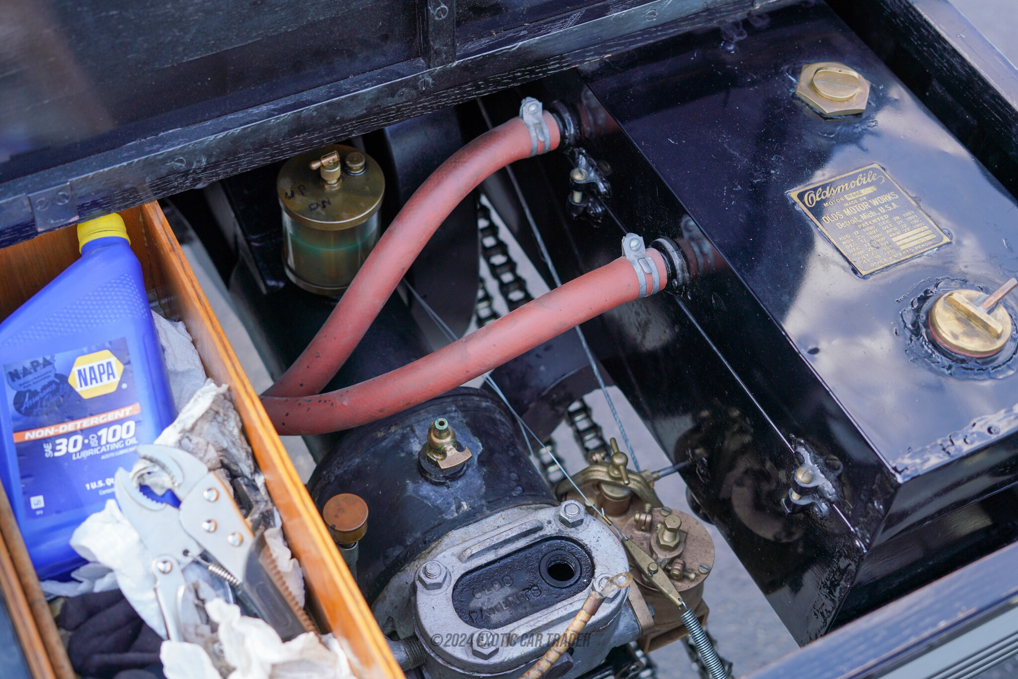 1903 Oldsmobile Model R - Engine Photo