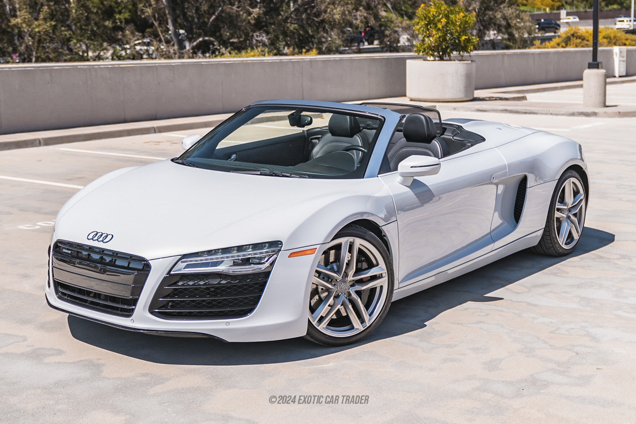 2014 Audi R8 - Overview Photo