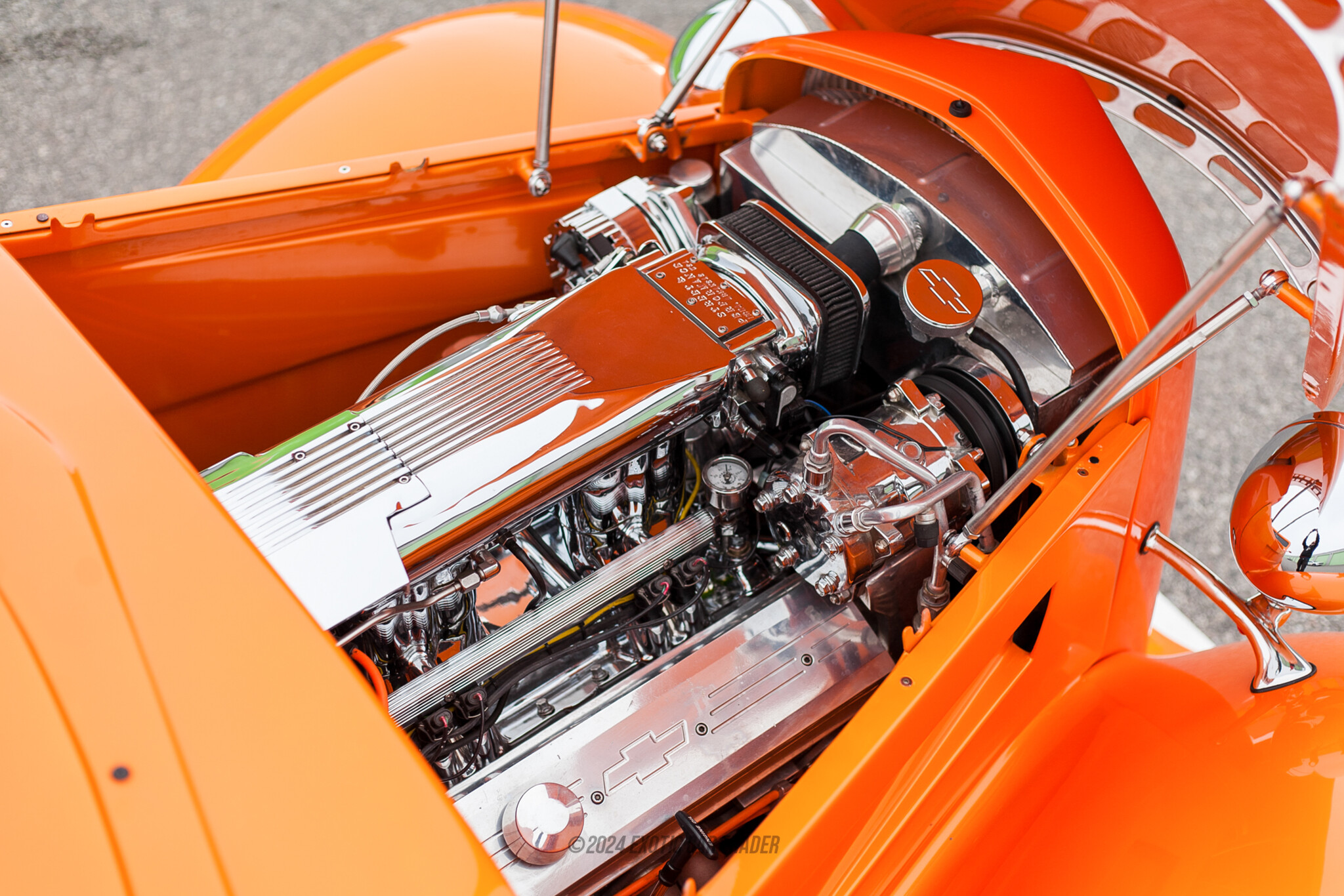 1935 Chevrolet Vicky - Engine Photo