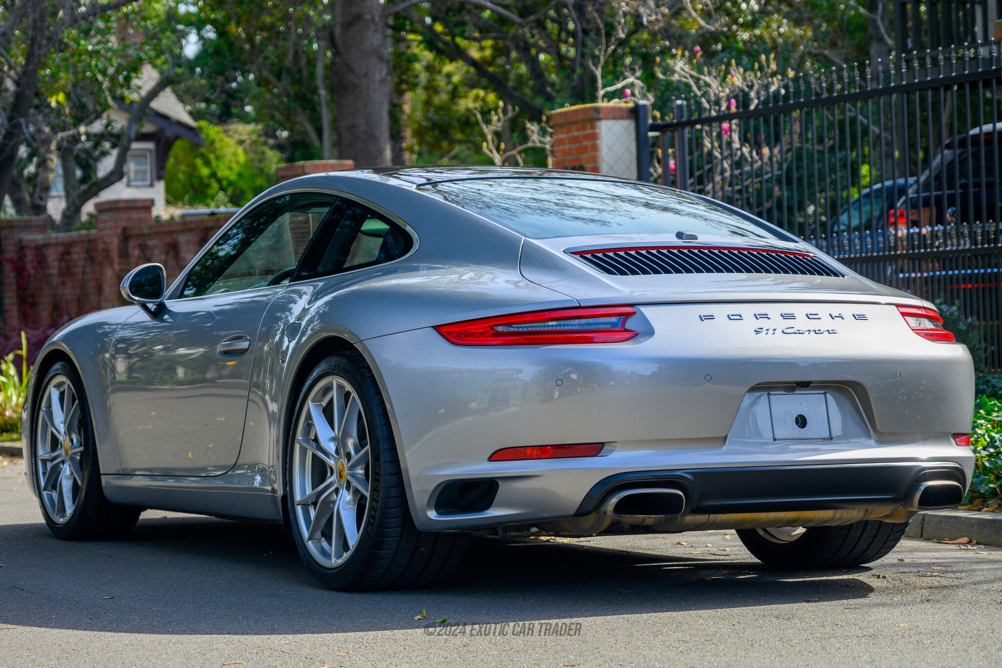2017 Porsche 911 - Engine Photo