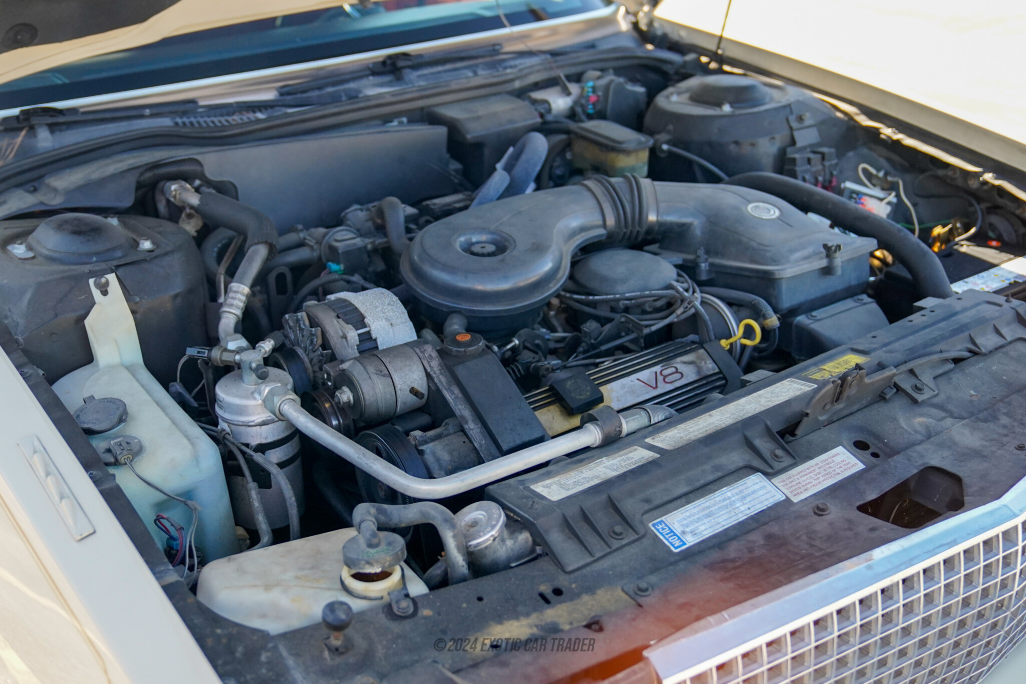1988 Cadillac Fleetwood - Engine Photo