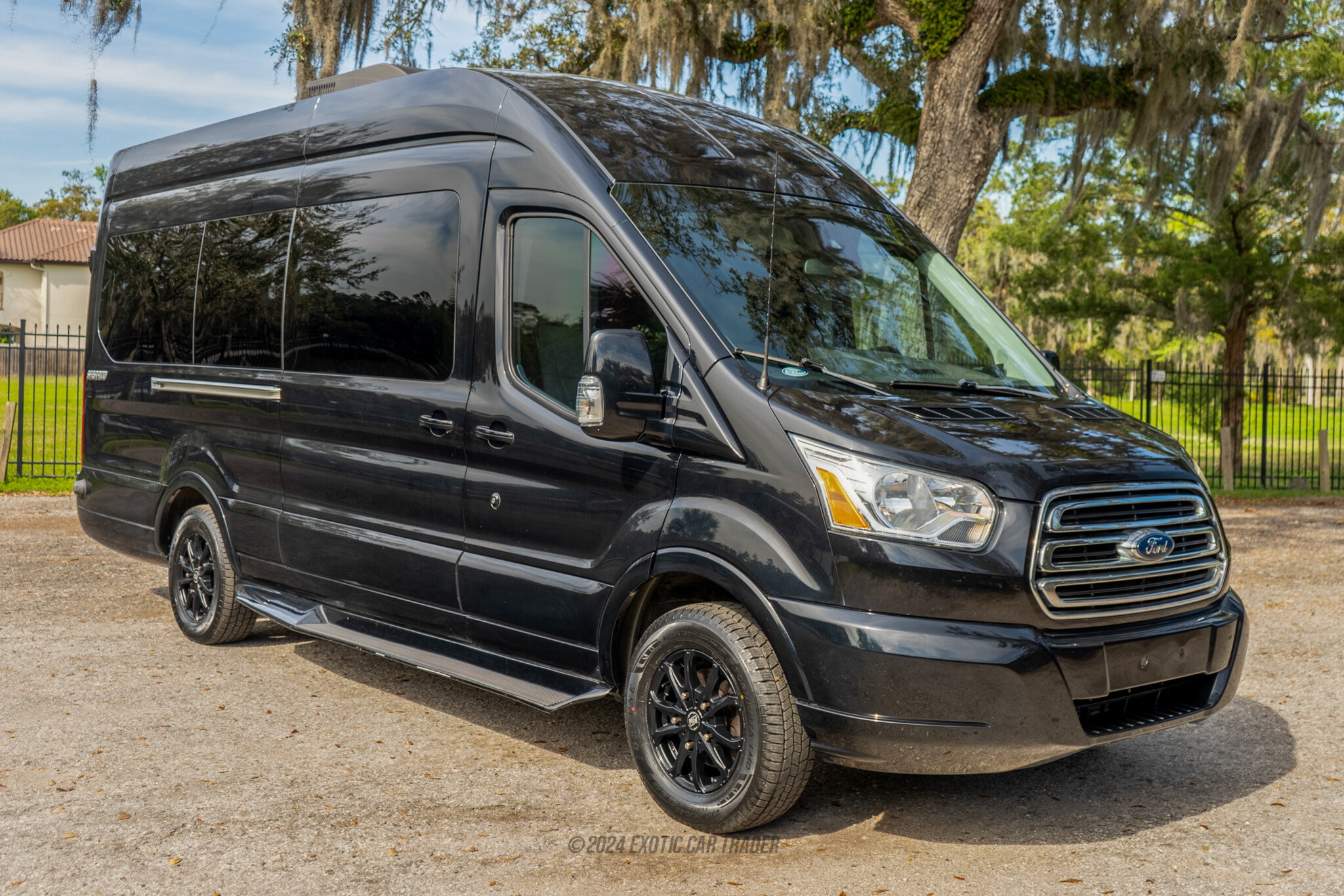 2017 Ford Transit - Overview Photo
