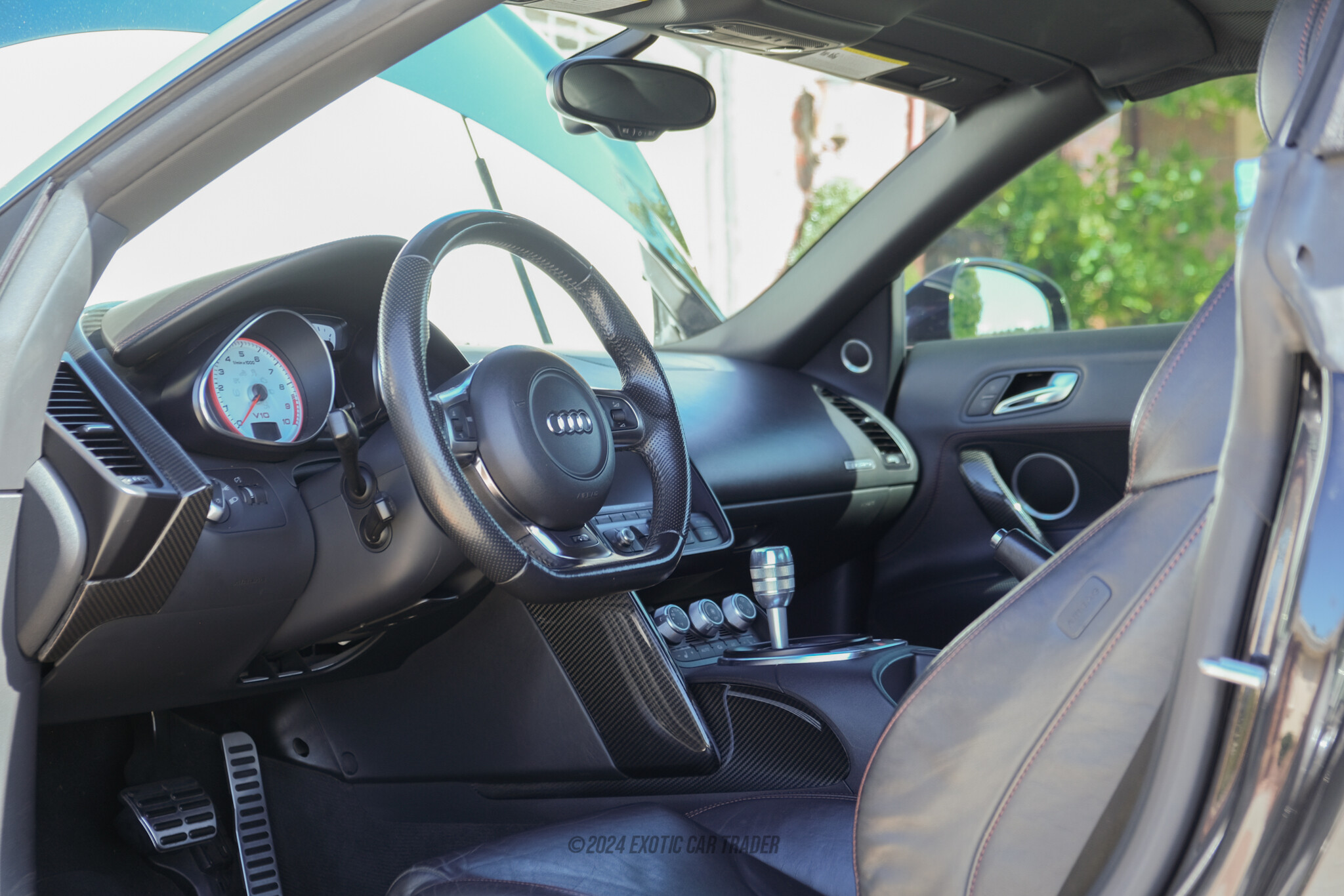 2012 Audi R8 - Interior Photo