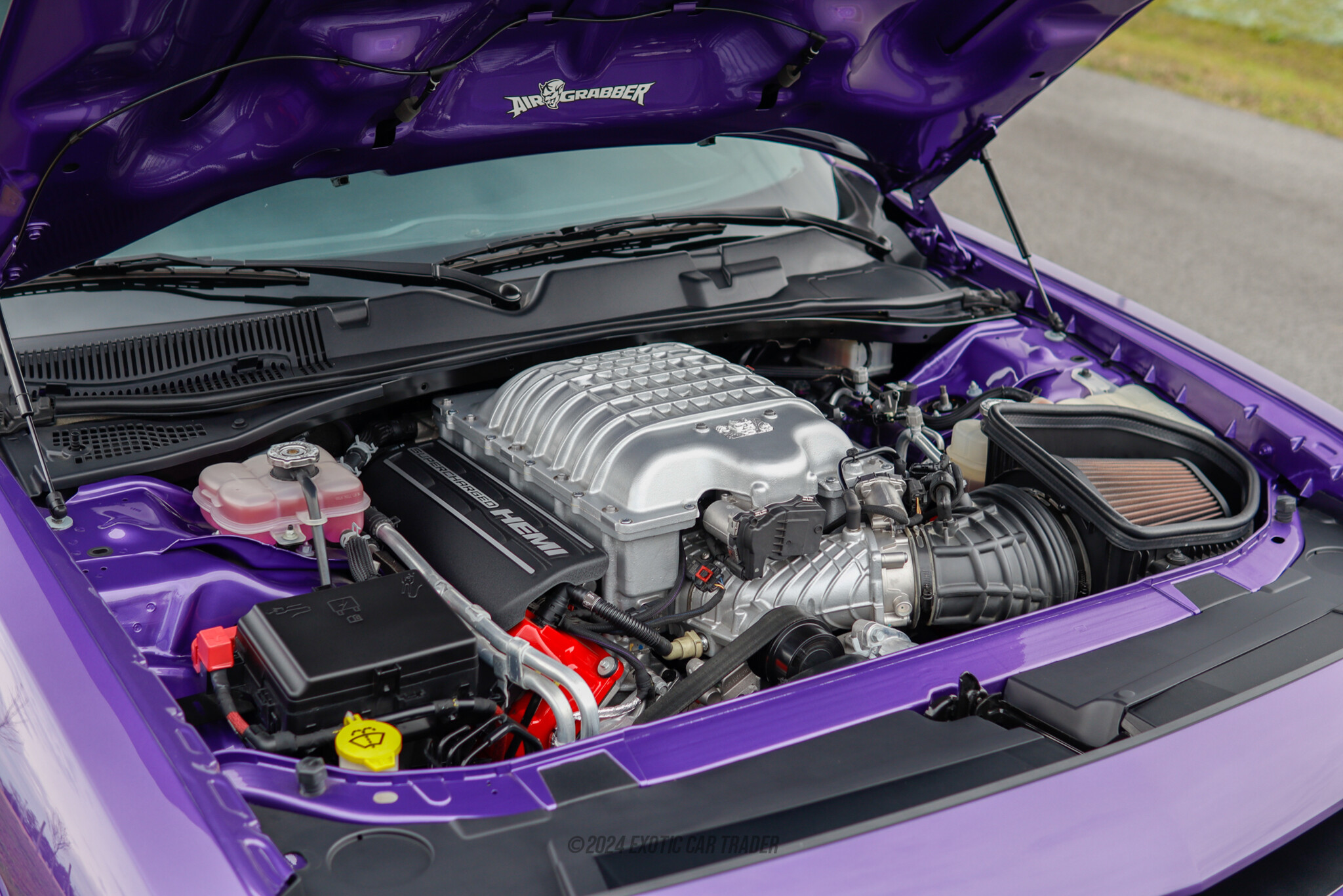 2018 Dodge Challenger - Engine Photo