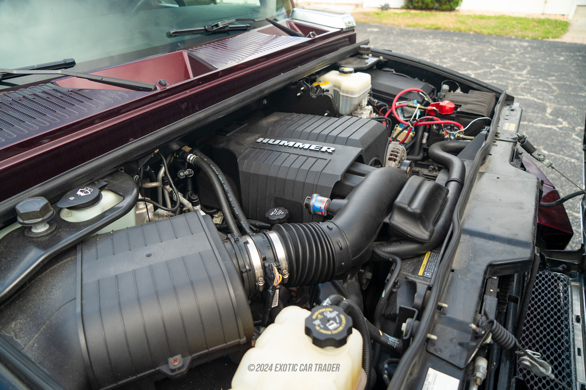 2009 Hummer H2 - Engine Photo