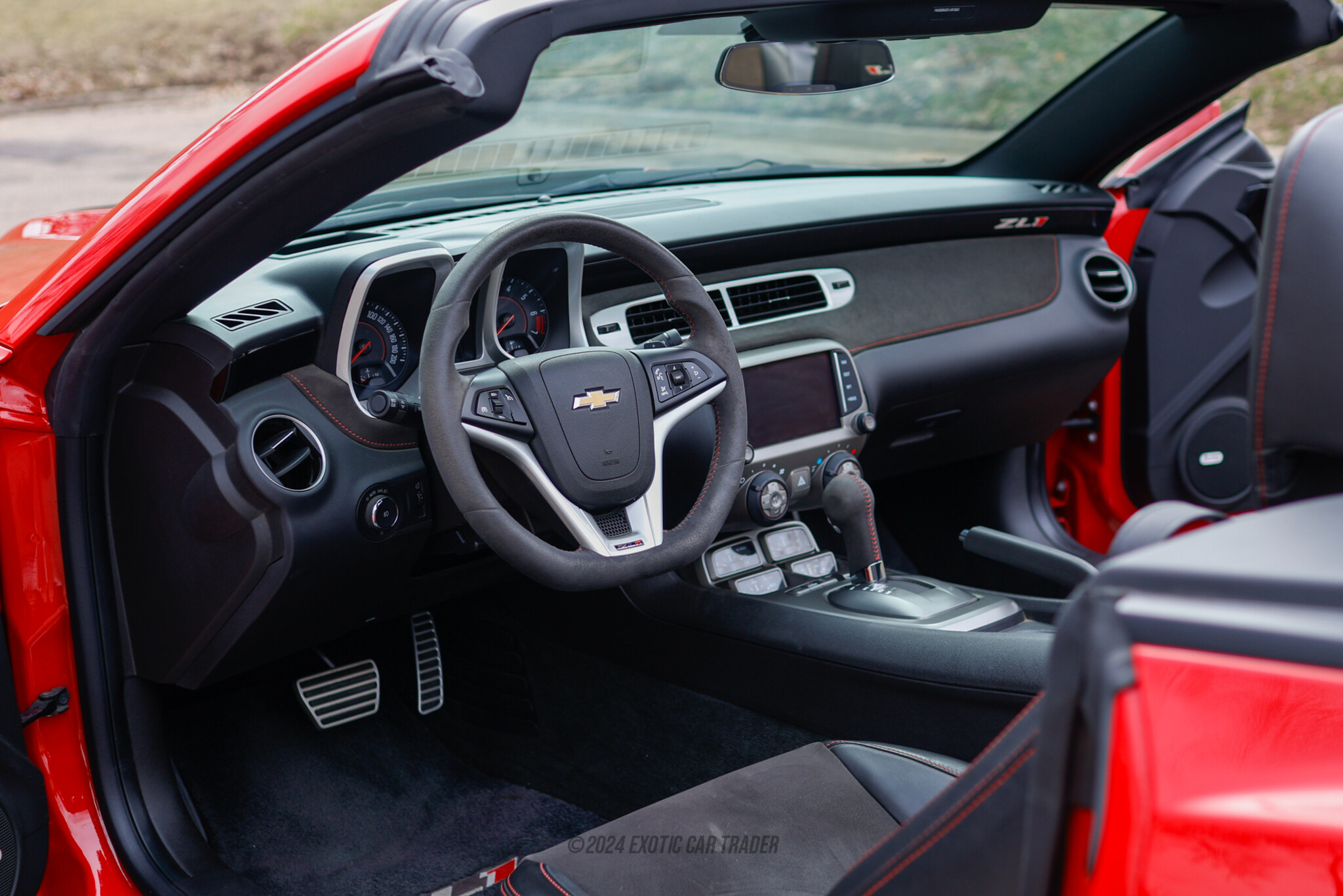2013 Chevrolet Camaro - Interior Photo