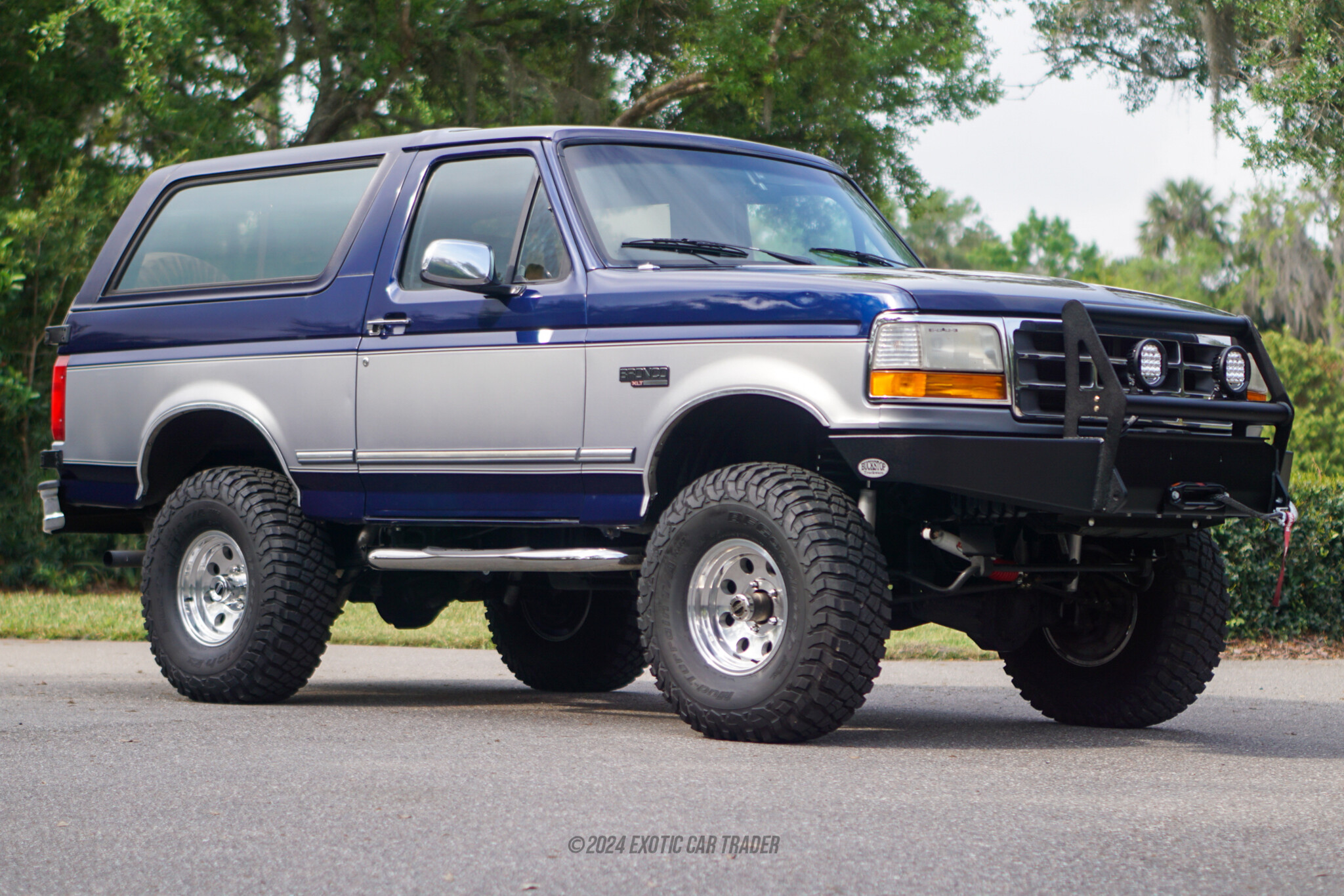 1995 Ford Bronco - Overview Photo