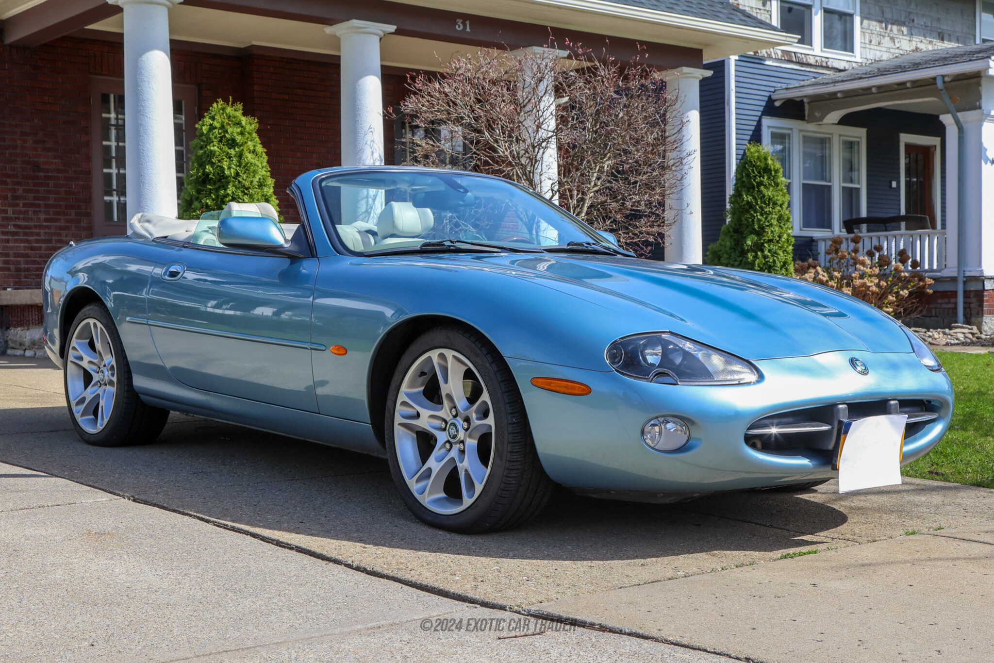 2003 Jaguar XK8 - Overview Photo