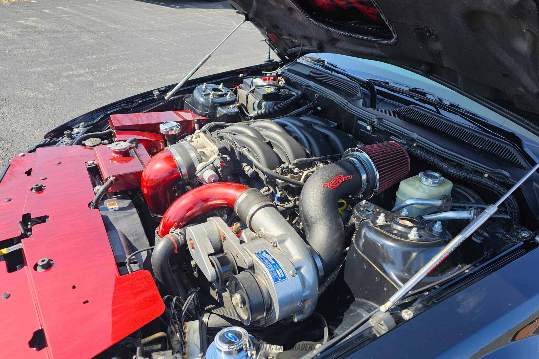 2005 Ford Mustang - Engine Photo