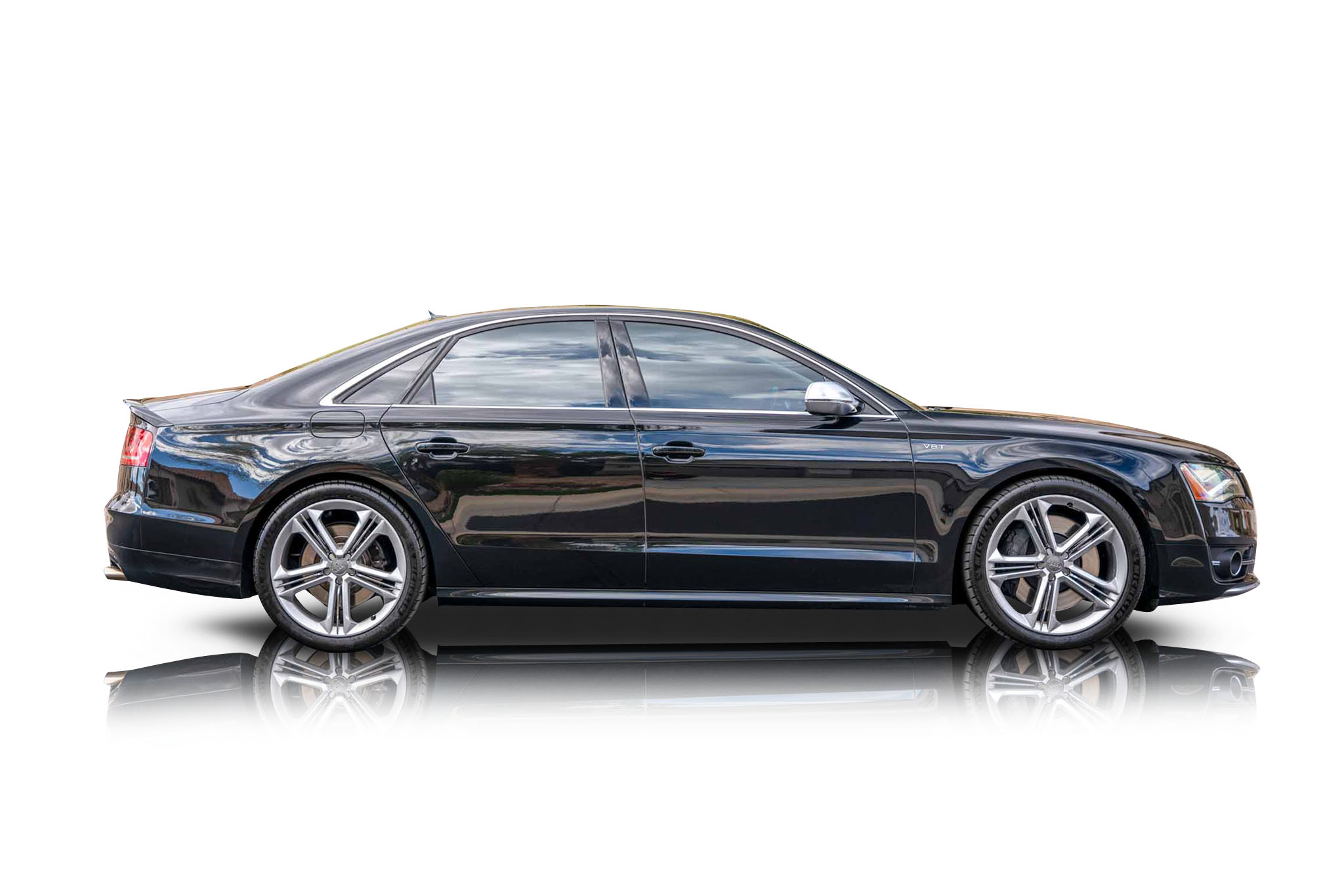 2013 Audi S8 - Passenger side