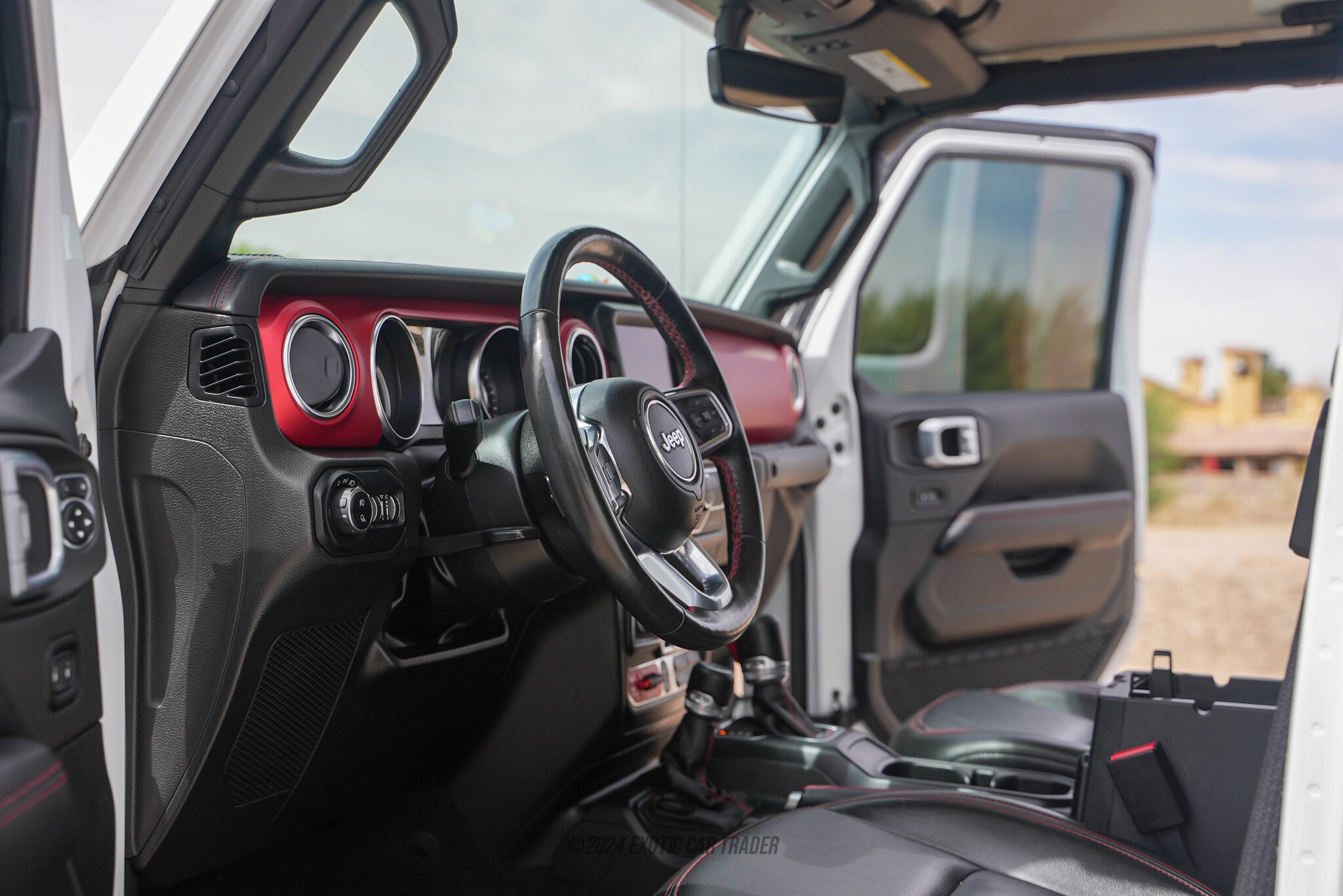 2022 Jeep Gladiator - Interior Photo